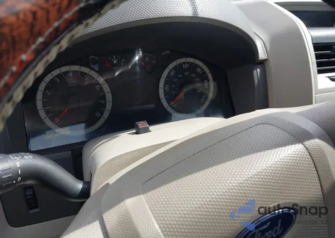 2011 Ford Escape Xlt from USA, damaged, VIN 1FMCU9DG9BKB01019